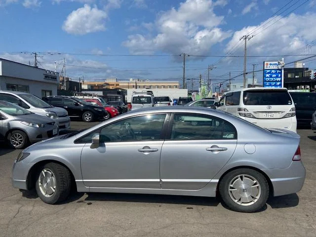 Honda CIVIC HYBRID — фото 5