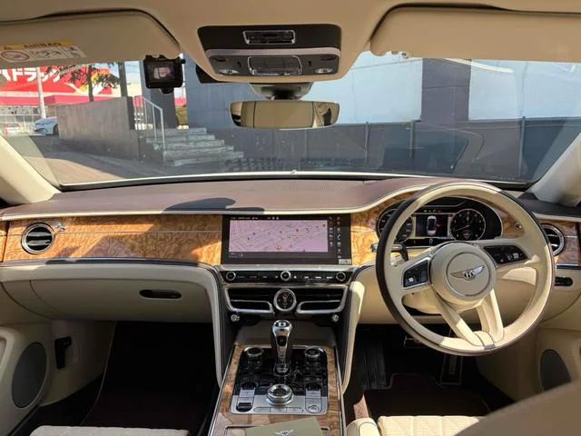 Bentley FLYING SPUR — фото 4