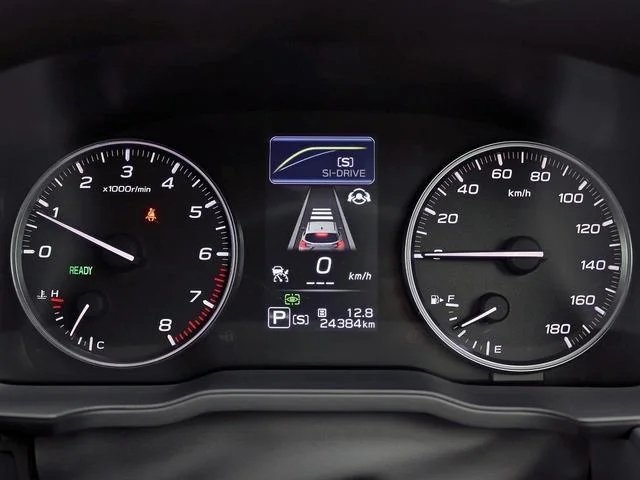 Subaru IMPREZA — фото 4