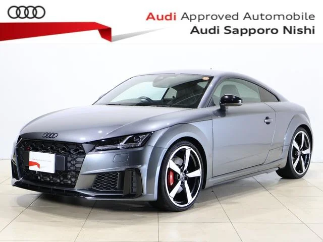 Audi TTS COUPE — фото 1