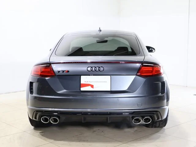 Audi TTS COUPE — фото 5
