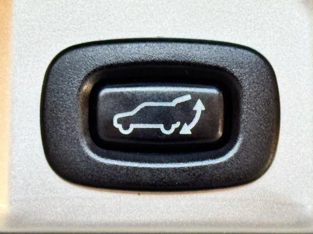 Mitsubishi COLT PLUS — фото 3
