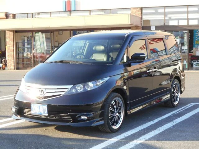 Honda ELYSION — фото 4
