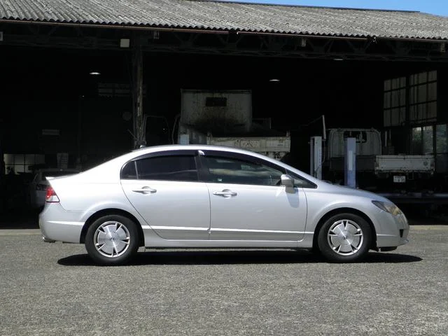 Honda CIVIC HYBRID — фото 4