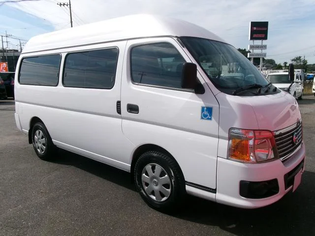 Nissan CARAVAN BUS — фото 4