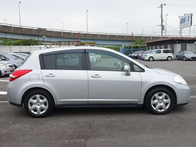 Nissan TIIDA — фото 4