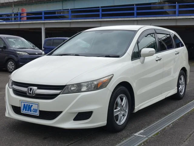 Honda STREAM — фото 1