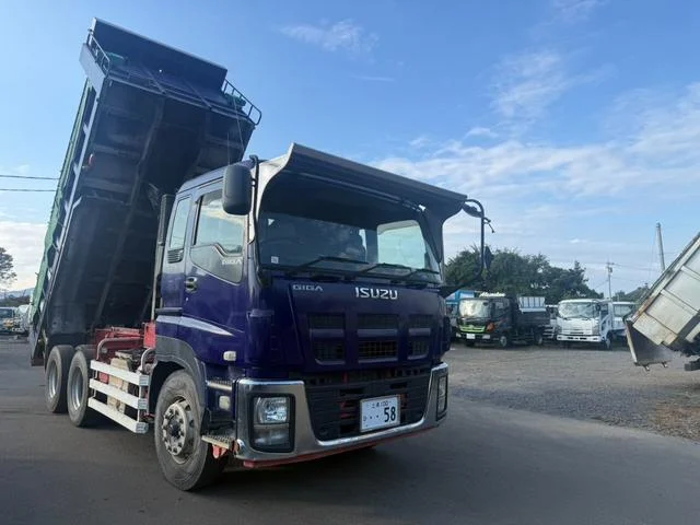 Isuzu GIGA — фото 4