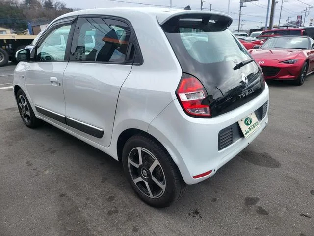 Renault TWINGO — фото 3