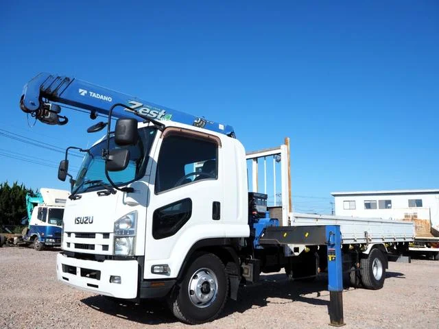 Isuzu FORWARD — фото 2