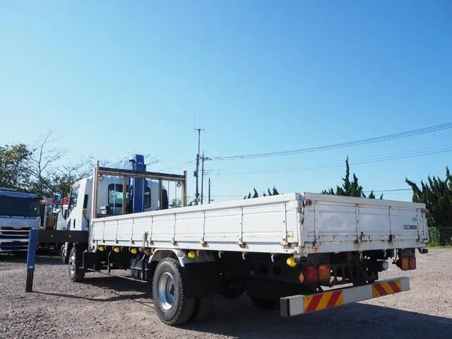 Isuzu FORWARD — фото 4
