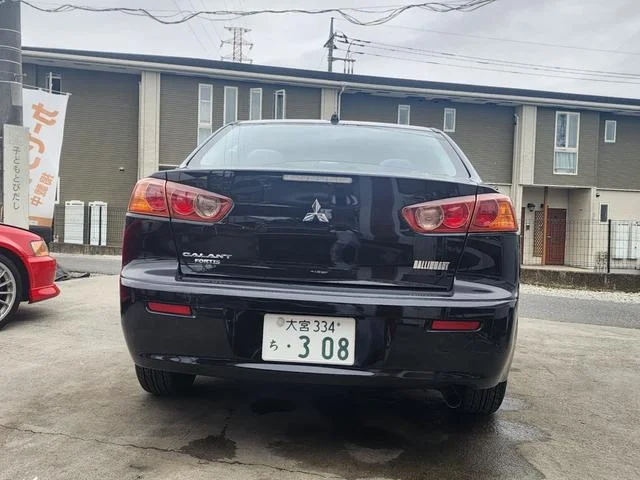 Mitsubishi GALANT FORTIS — фото 3