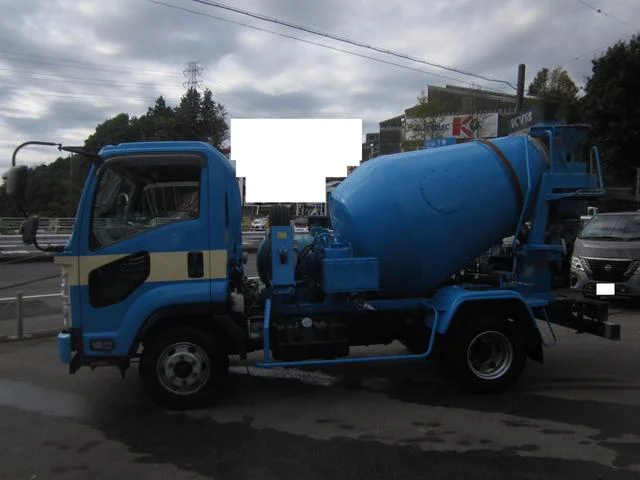 Isuzu FORWARD — фото 4