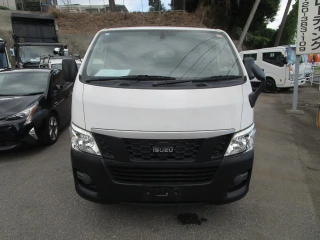 Isuzu COMO — фото 2