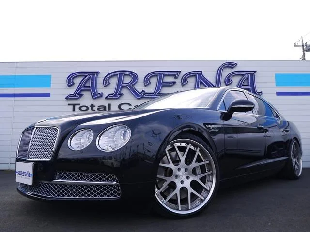Bentley FLYING SPUR — фото 1