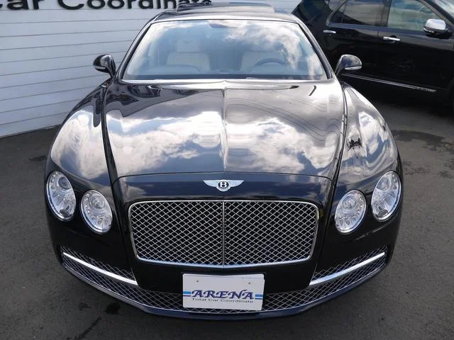 Bentley FLYING SPUR — фото 5