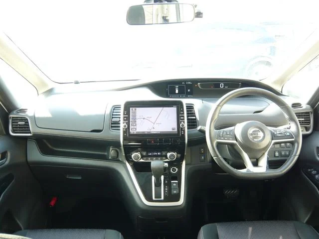 Nissan SERENA — фото 2
