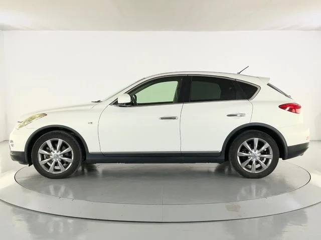 Nissan SKYLINE CROSSOVER — фото 4