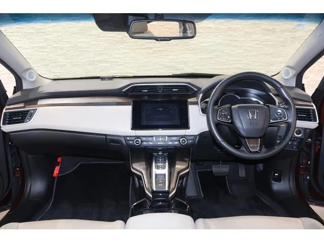 Honda CLARITY PHEV — фото 4