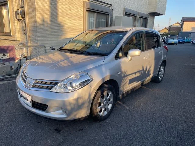 Nissan TIIDA — фото 3