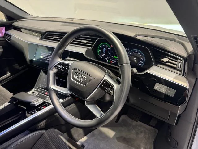 Audi E-TRON SPORTBACK — фото 3