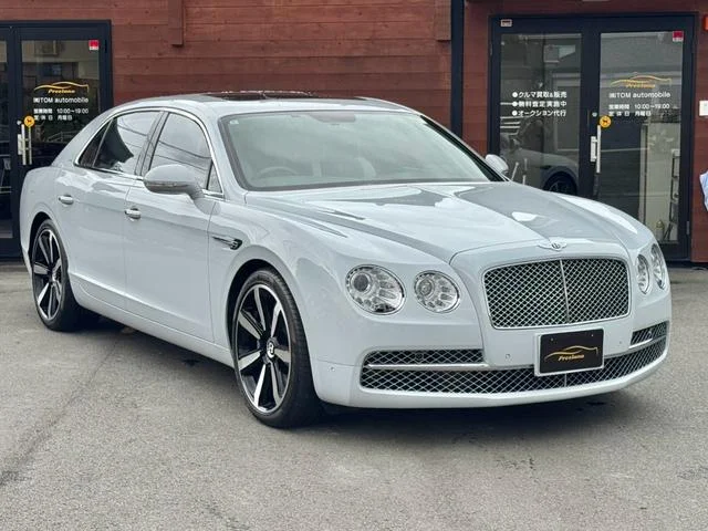Bentley FLYING SPUR — фото 6
