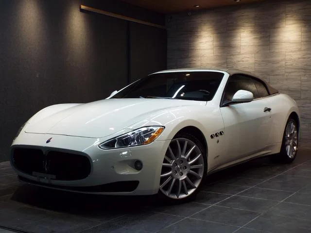 Maserati GRANCABRIO — фото 1