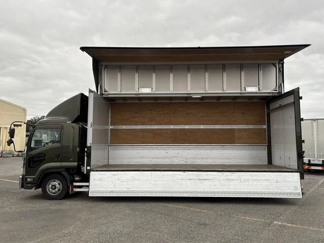 Isuzu FORWARD — фото 4
