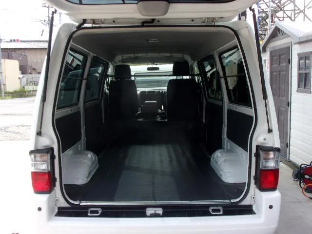 Mazda BONGO VAN — фото 2