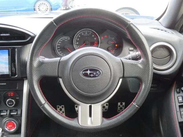 Subaru BRZ — фото 3