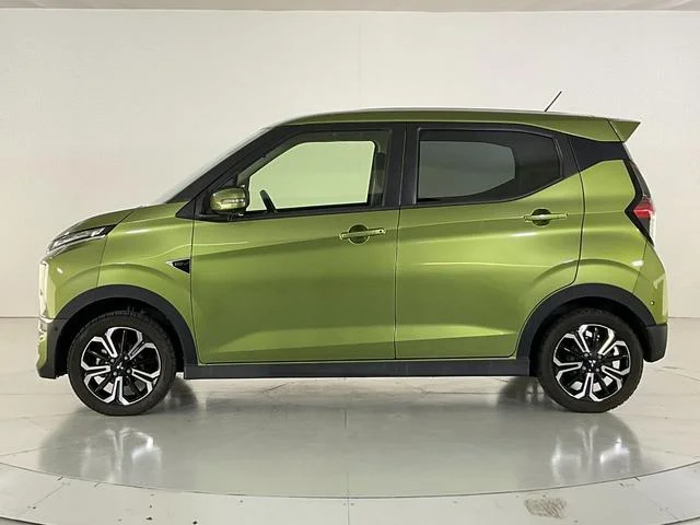 Mitsubishi EK X EV — фото 4