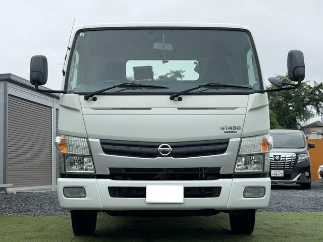 Nissan NT450 ATLAS — фото 2