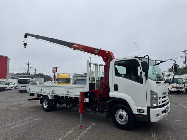 Isuzu FORWARD — фото 2