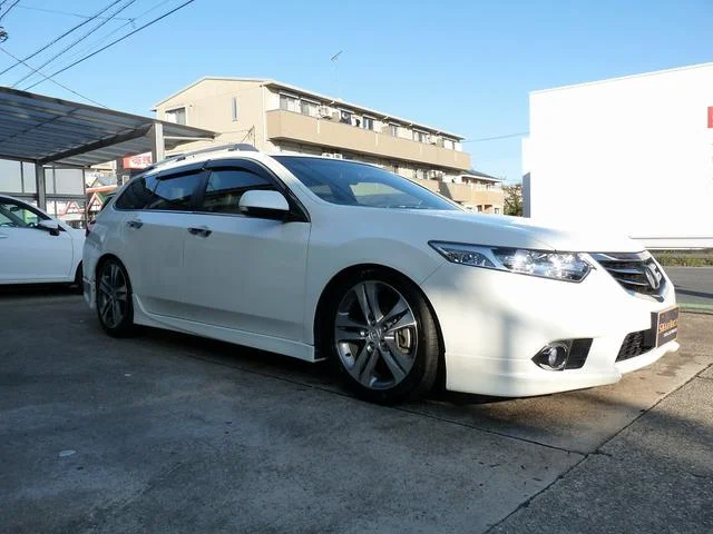 Honda ACCORD TOURER — фото 3
