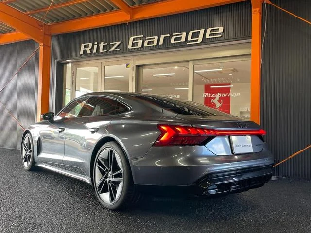 Audi RS E-TRON GT — фото 3