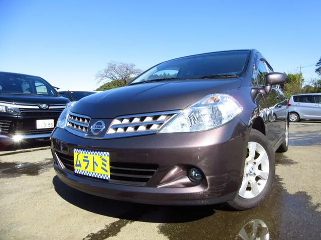 Nissan TIIDA LATIO — фото 1