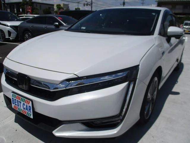 Honda CLARITY PHEV — фото 6