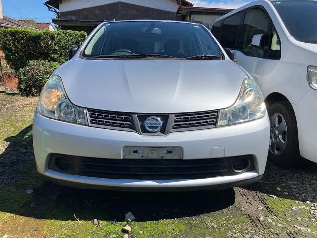 Nissan WINGROAD — фото 2