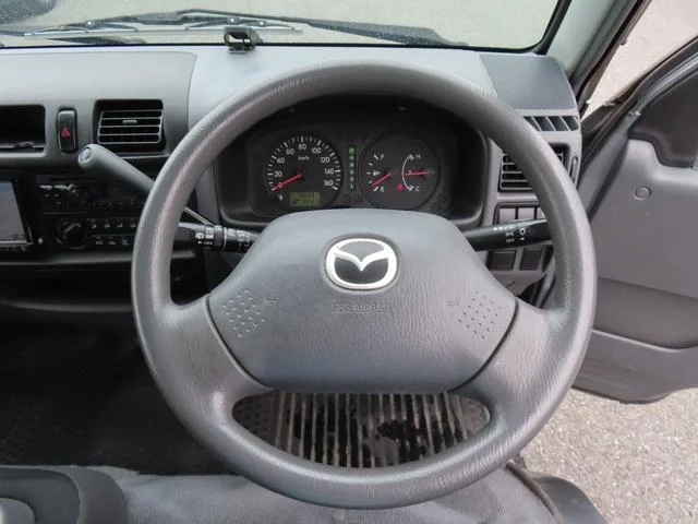 Mazda BONGO VAN — фото 3