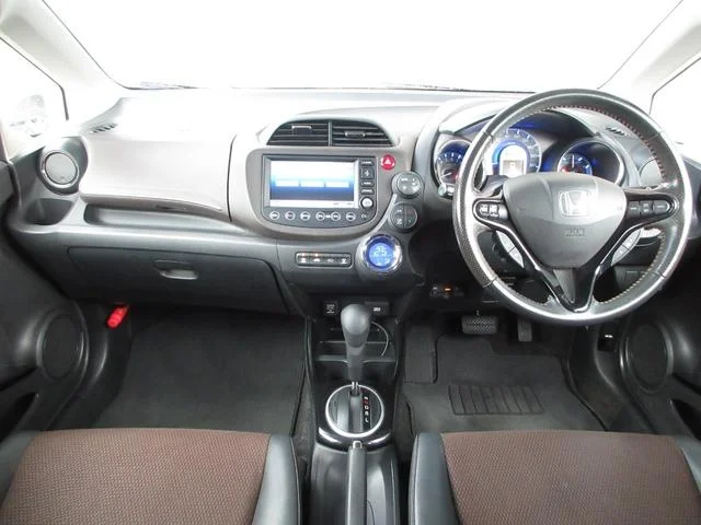 Honda FIT SHUTTLE — фото 3