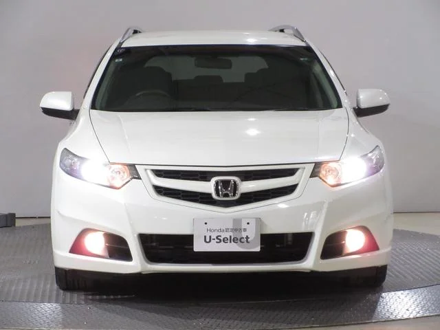 Honda ACCORD TOURER — фото 4