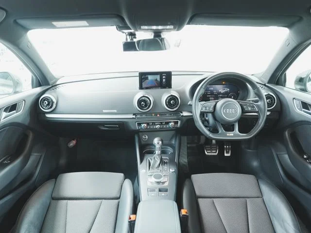 Audi A3 SEDAN — фото 2
