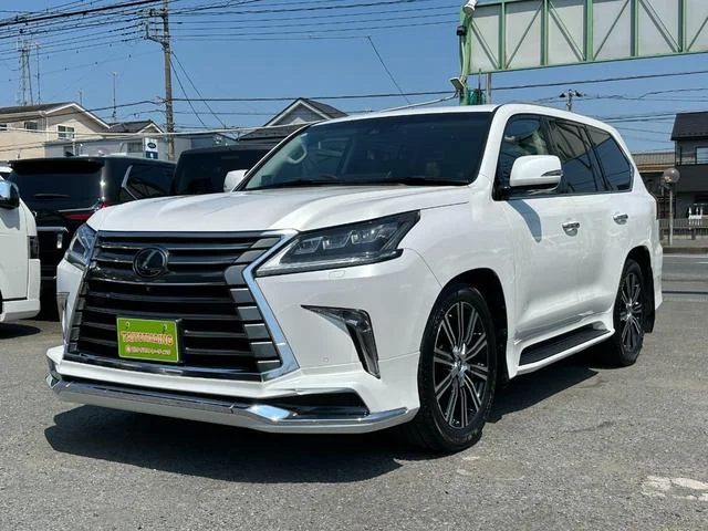 Lexus LX — фото 1