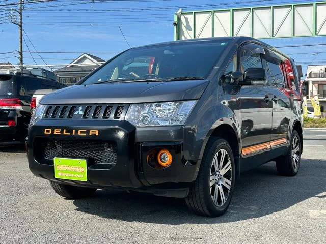 Mitsubishi DELICA D5 — фото 3