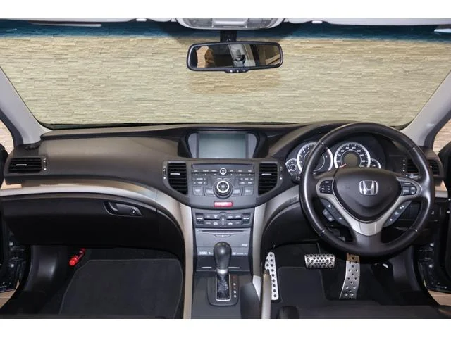 Honda ACCORD TOURER — фото 5