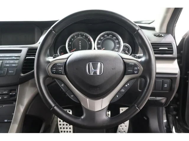 Honda ACCORD TOURER — фото 6