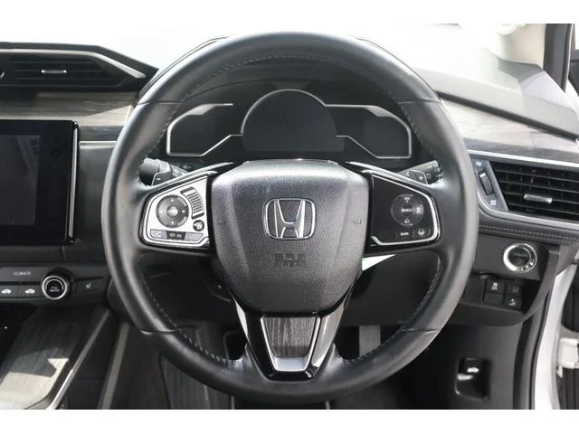 Honda CLARITY PHEV — фото 5