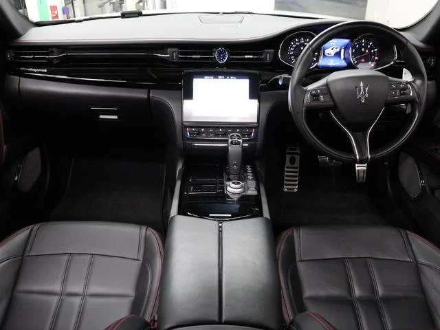 Maserati QUATTROPORTE — фото 2