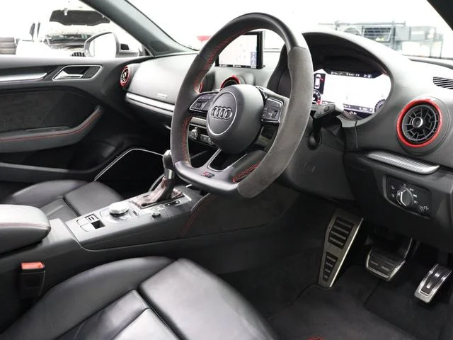 Audi RS3 SPORTBACK — фото 5