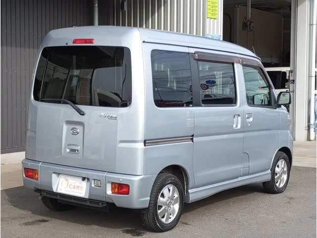 Daihatsu ATRAI WAGON — фото 5